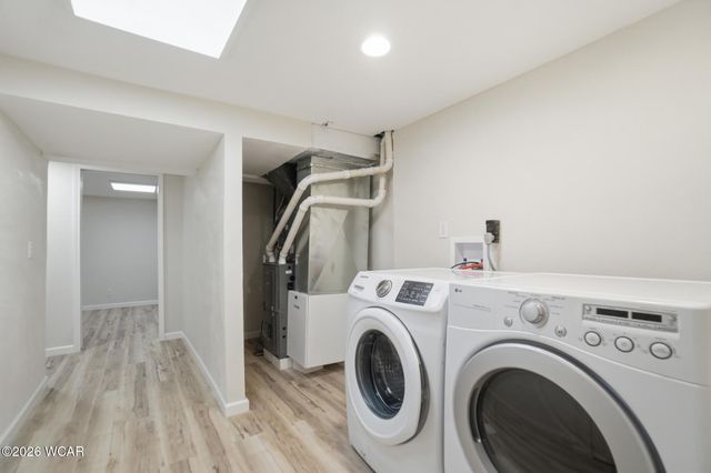 810 N Blackhoof Street, Wapakoneta, OH 45895