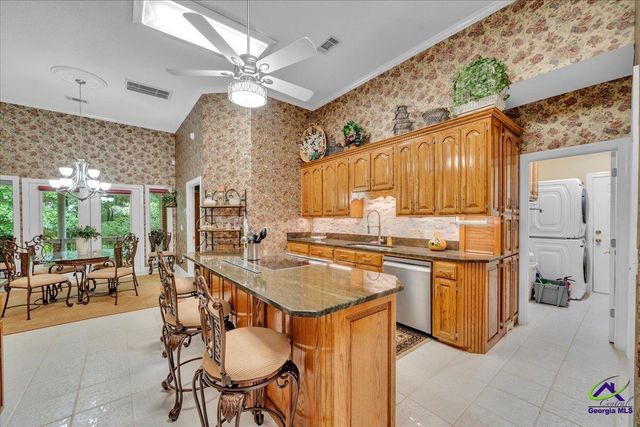 110 Governers Walk, Kathleen, GA 31047