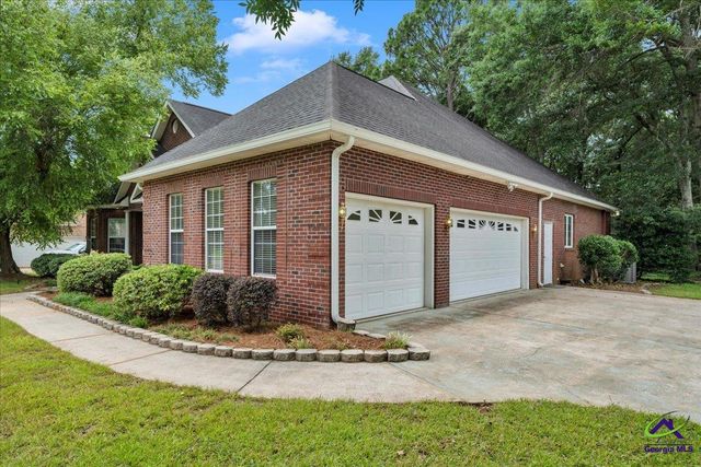 110 Governers Walk, Kathleen, GA 31047