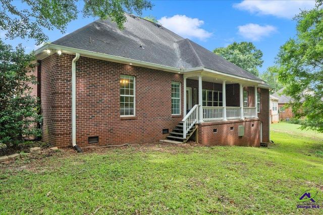110 Governers Walk, Kathleen, GA 31047
