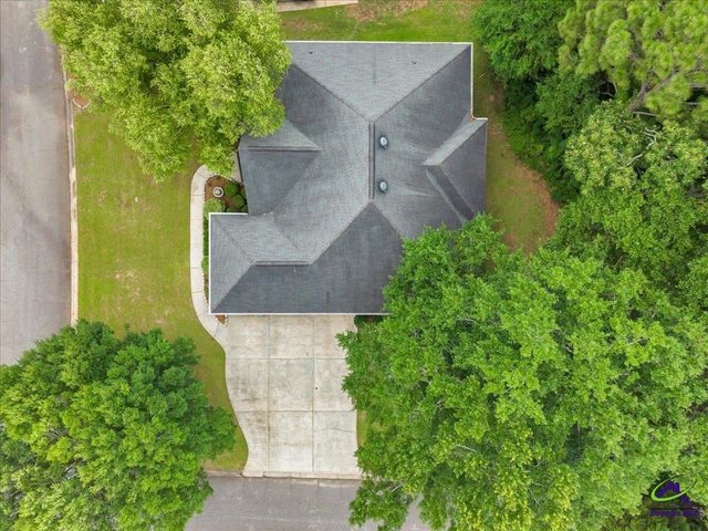 110 Governers Walk, Kathleen, GA 31047
