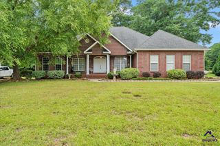 110 Governers Walk, Kathleen, GA 31047
