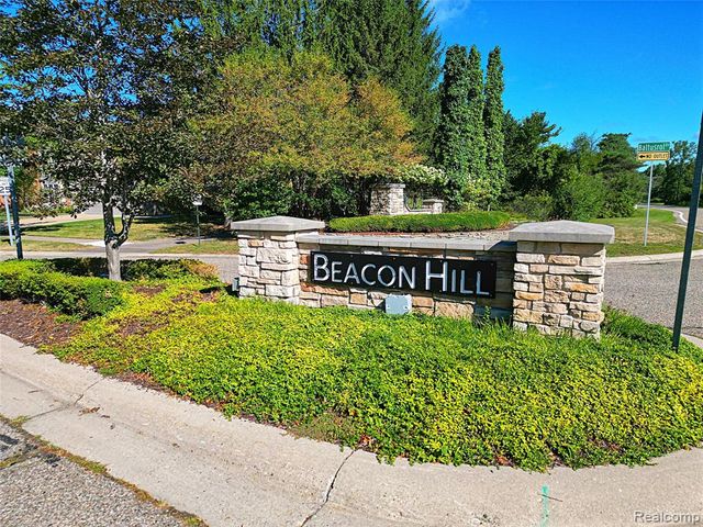 2320 Baltusrol Drive, Commerce Twp, MI 48382