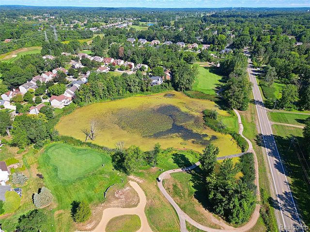 2320 Baltusrol Drive, Commerce Twp, MI 48382