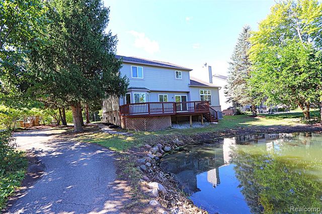 2320 Baltusrol Drive, Commerce Twp, MI 48382