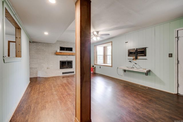 69 Thorp Drive, Conway, AR 70232