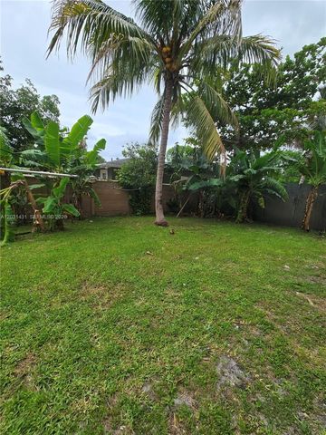 313 NW 97th St 313, Miami, FL 33150