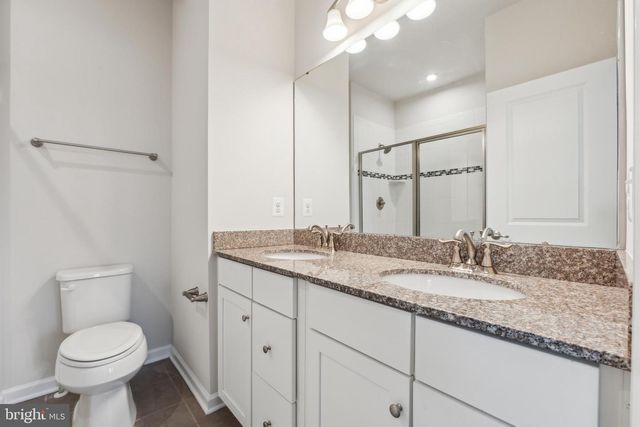 1137 TRENTON PL SE, Washington, DC 20032
