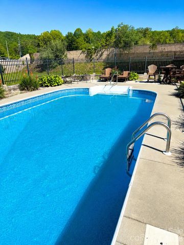 102 Phillips Road, Spruce Pine, NC 28777