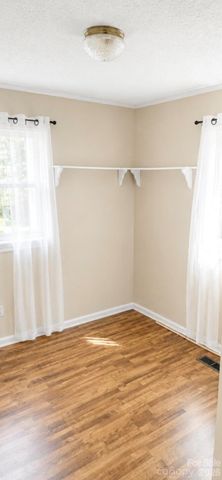102 Phillips Road, Spruce Pine, NC 28777