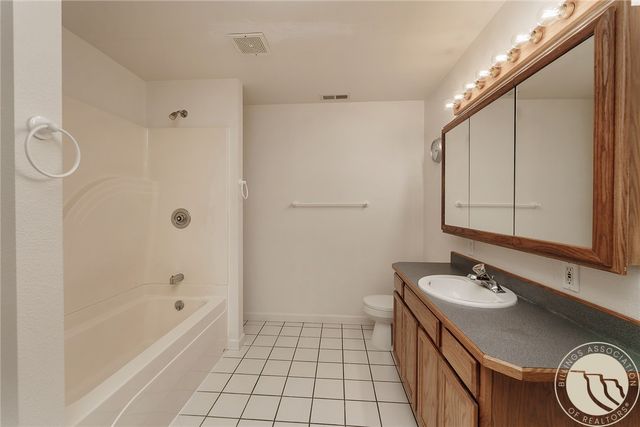 4714 S Woodhaven Way, Billings, MT 59106