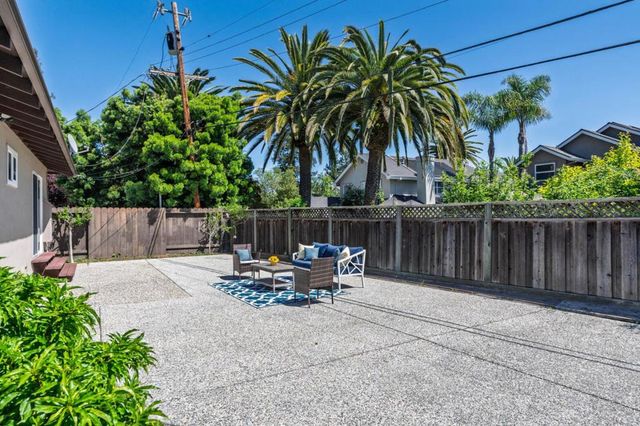 2045 Helena Way, Redwood City, CA 94061