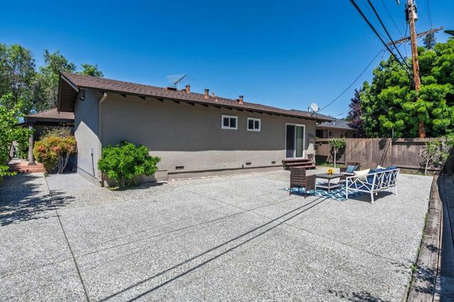 2045 Helena Way, Redwood City, CA 94061