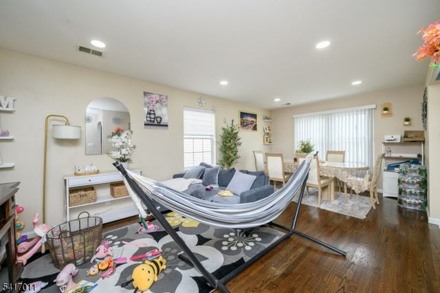 56 Lentz Ave, Newark City, NJ 07105