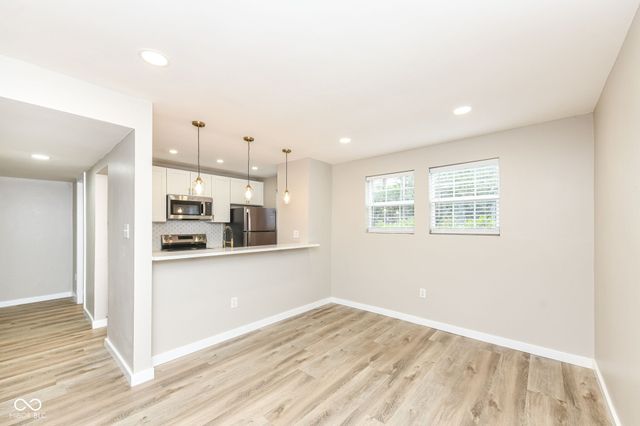 3016 Lake Shore Drive B, Indianapolis, IN 46205