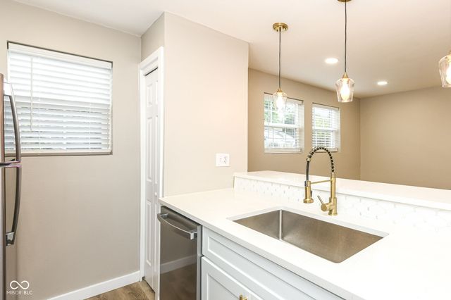 3016 Lake Shore Drive B, Indianapolis, IN 46205