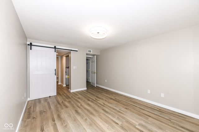 3016 Lake Shore Drive B, Indianapolis, IN 46205