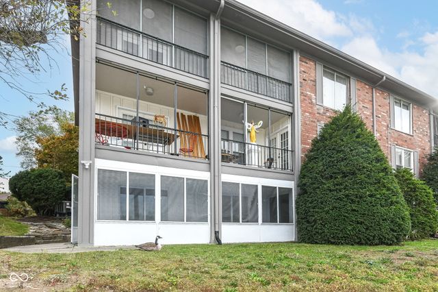 3016 Lake Shore Drive B, Indianapolis, IN 46205