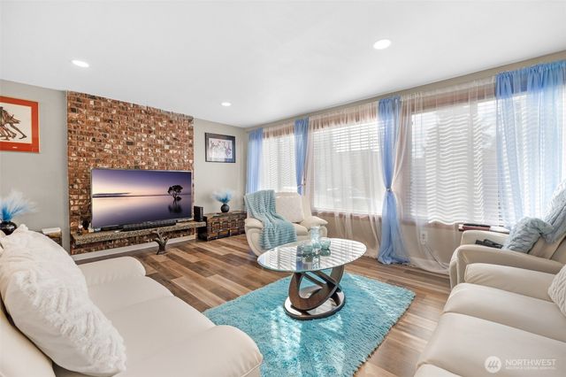 5314 S 297th Place, Auburn, WA 98001