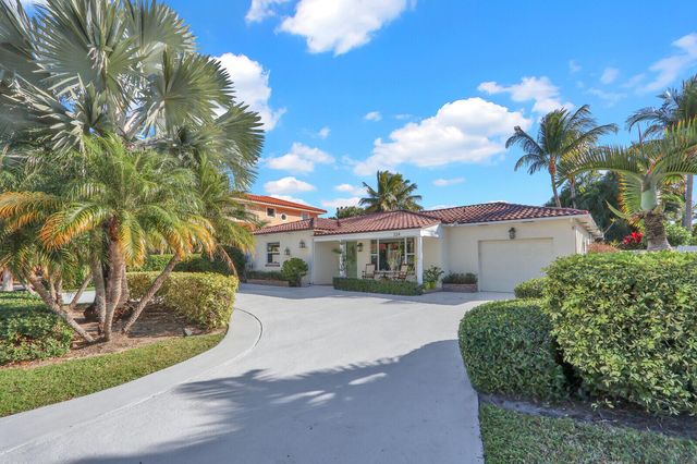 324 BLOSSOM Lane, West Palm Beach, FL 33404