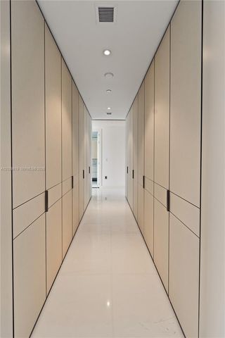 300 E Biscayne Blvd Way 5101, Miami, FL 33131