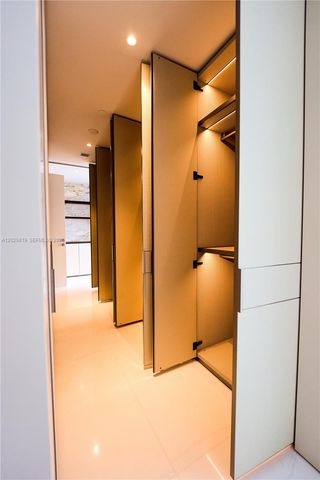 300 E Biscayne Blvd Way 5101, Miami, FL 33131