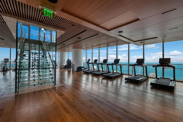 300 E Biscayne Blvd Way 5101, Miami, FL 33131