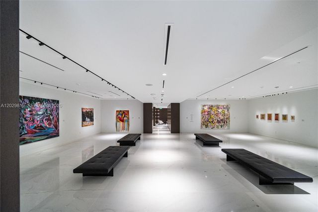300 E Biscayne Blvd Way 5101, Miami, FL 33131