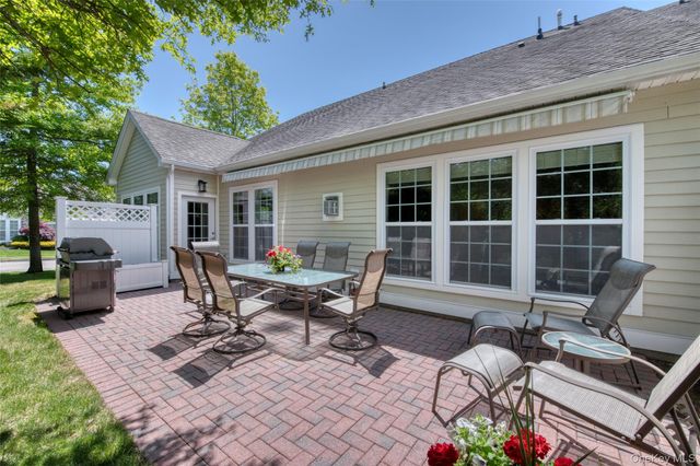 171 Jonathan Lane, Westhampton, NY 11977