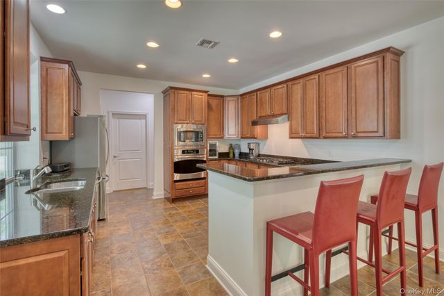 171 Jonathan Lane, Westhampton, NY 11977