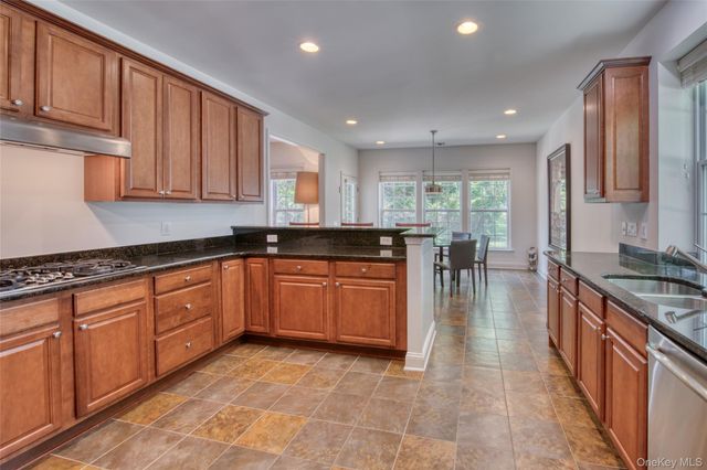 171 Jonathan Lane, Westhampton, NY 11977