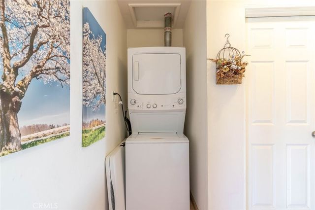 336 W Lexington Drive A, Glendale, CA 91203