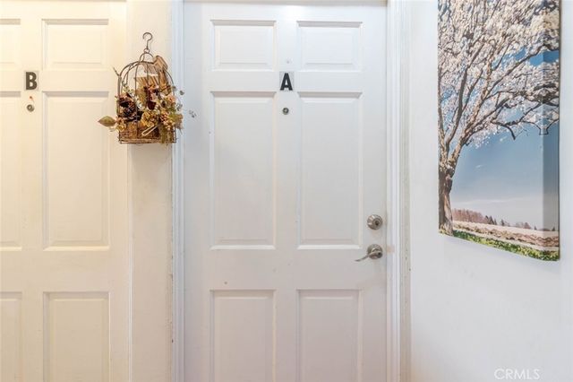 336 W Lexington Drive A, Glendale, CA 91203