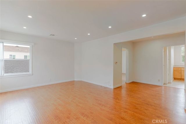 336 W Lexington Drive A, Glendale, CA 91203