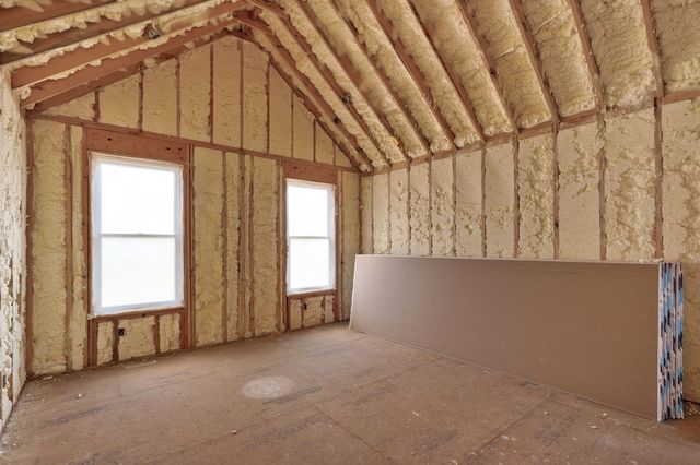 1326 N Dunmore Circle, Nixa, MO 65714