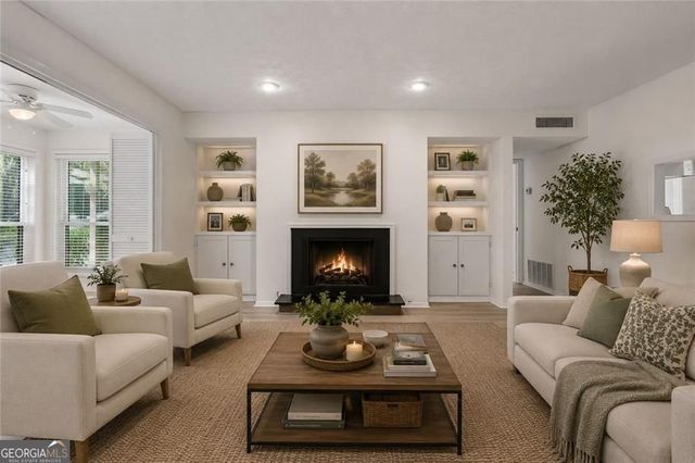 101 Dunbar Drive, Dunwoody, GA 30338
