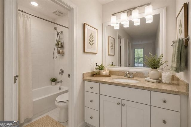 101 Dunbar Drive, Dunwoody, GA 30338