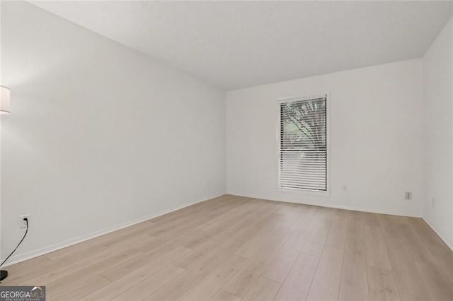 101 Dunbar Drive, Dunwoody, GA 30338