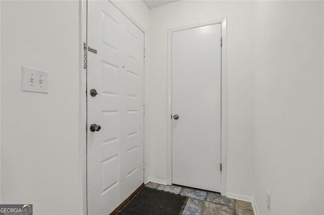 101 Dunbar Drive, Dunwoody, GA 30338
