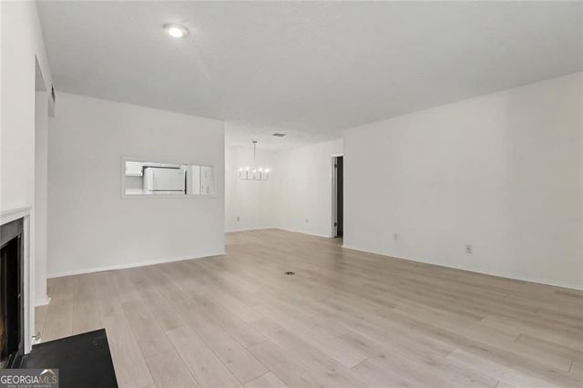 101 Dunbar Drive, Dunwoody, GA 30338