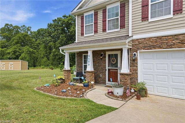 6689 Ridge Bluff Drive, Rural Hall, NC 27045