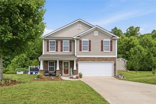 6689 Ridge Bluff Drive, Rural Hall, NC 27045