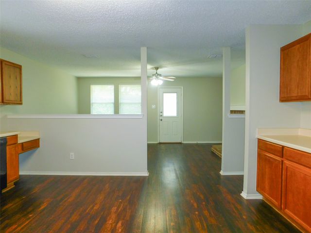 5901 Thoroughbred Trail, Denton, TX 76210