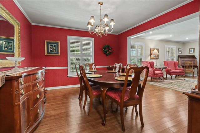1134 N Crossover Road, Fayetteville, AR 72701