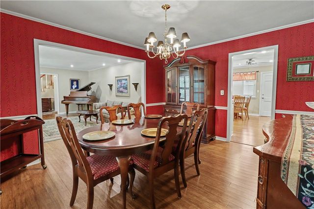 1134 N Crossover Road, Fayetteville, AR 72701