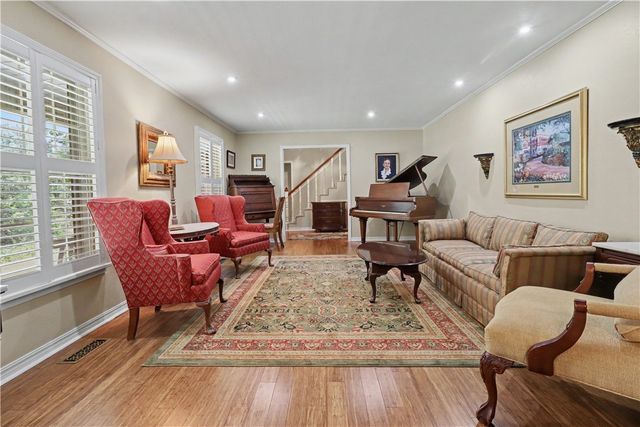 1134 N Crossover Road, Fayetteville, AR 72701