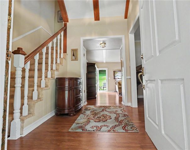 1134 N Crossover Road, Fayetteville, AR 72701