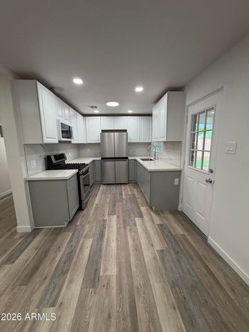 3835 N 21st Ave Avenue, Phoenix, AZ 85015