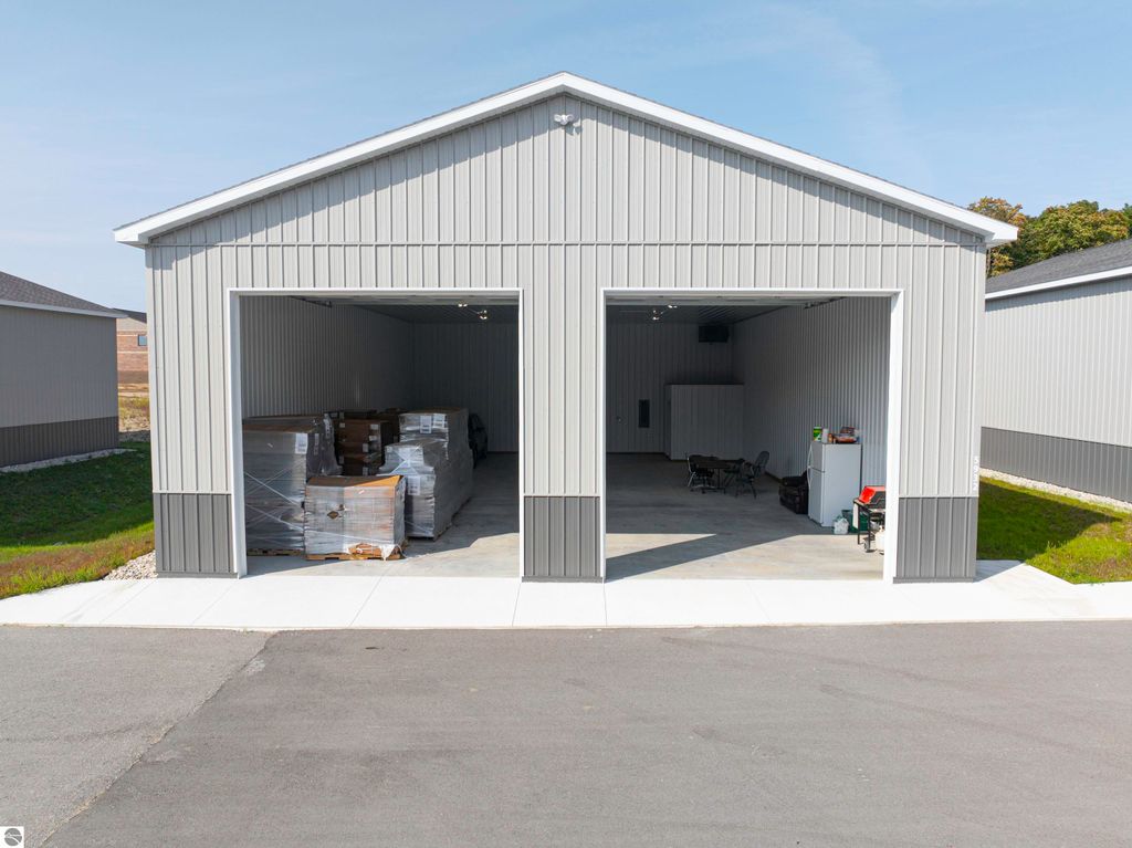 Image 11 of property listing at 5884 Storage Loop Drive # 13, Traverse City, MI 49685