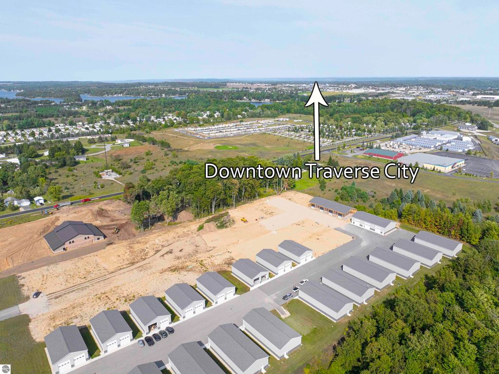 Image 7 of property listing at 5884 Storage Loop Drive # 13, Traverse City, MI 49685